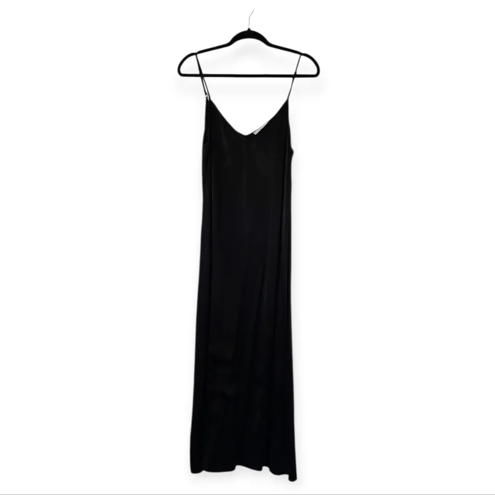 h&m black flowy dress H&M Little Black Dress
